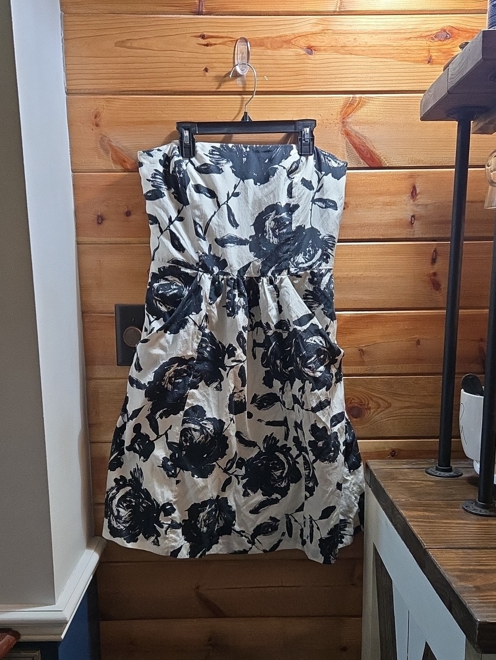Loft Sz 4 Silk Cotton Strapless White Dress with Black Floral Print 0634